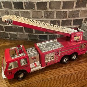Vintage Steel Tonka Water Canon Fire Truck